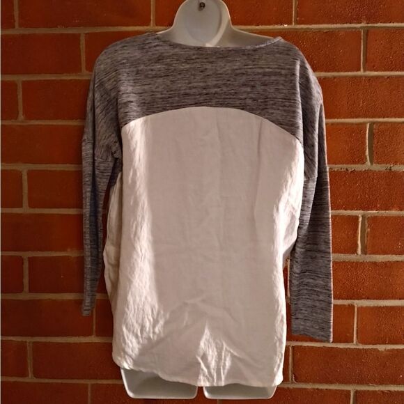 Everleigh Sweatshirt Top  - Picture 3 of 5